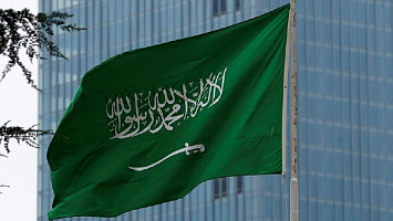 القنصلية السعودية تكشف شروط الدخول عبر مطار دبي